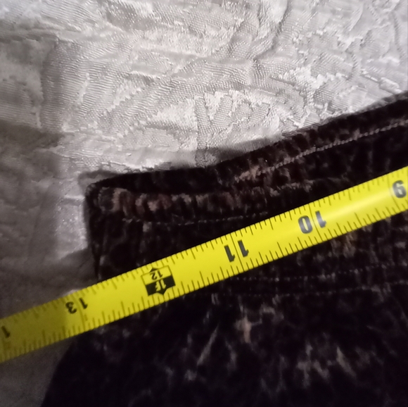 Leopard Print Pants - Picture 4 of 5